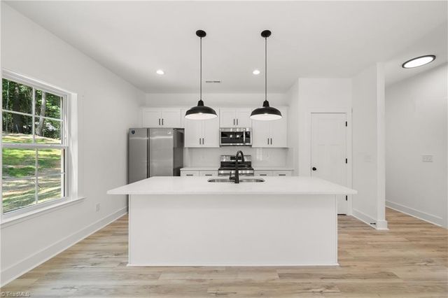 3708 Wabash Boulevard, Winston-salem, NC 27106