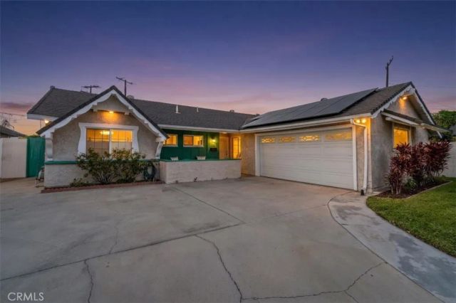 702 S Arapaho, Santa Ana, CA 92704