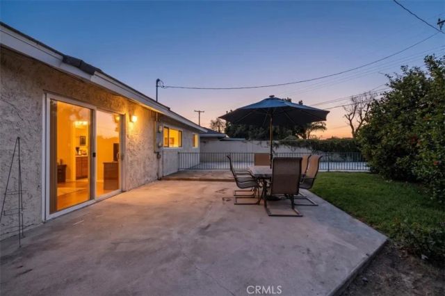 702 S Arapaho, Santa Ana, CA 92704