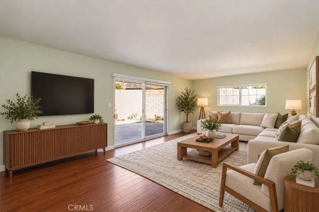 702 S Arapaho, Santa Ana, CA 92704