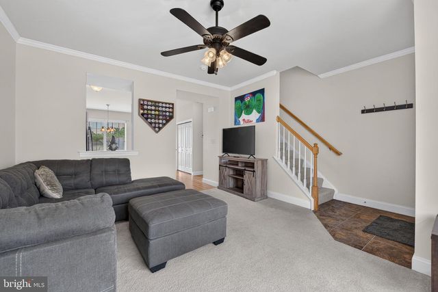 2626 BROWNSTONE DR, Dover, PA 17315