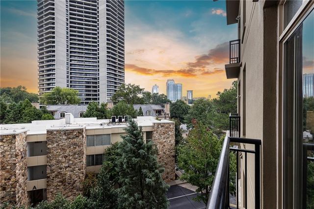 2626 Peachtree NW Road 706, Atlanta, GA 30305