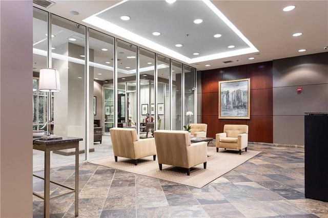 2626 Peachtree NW Road 706, Atlanta, GA 30305