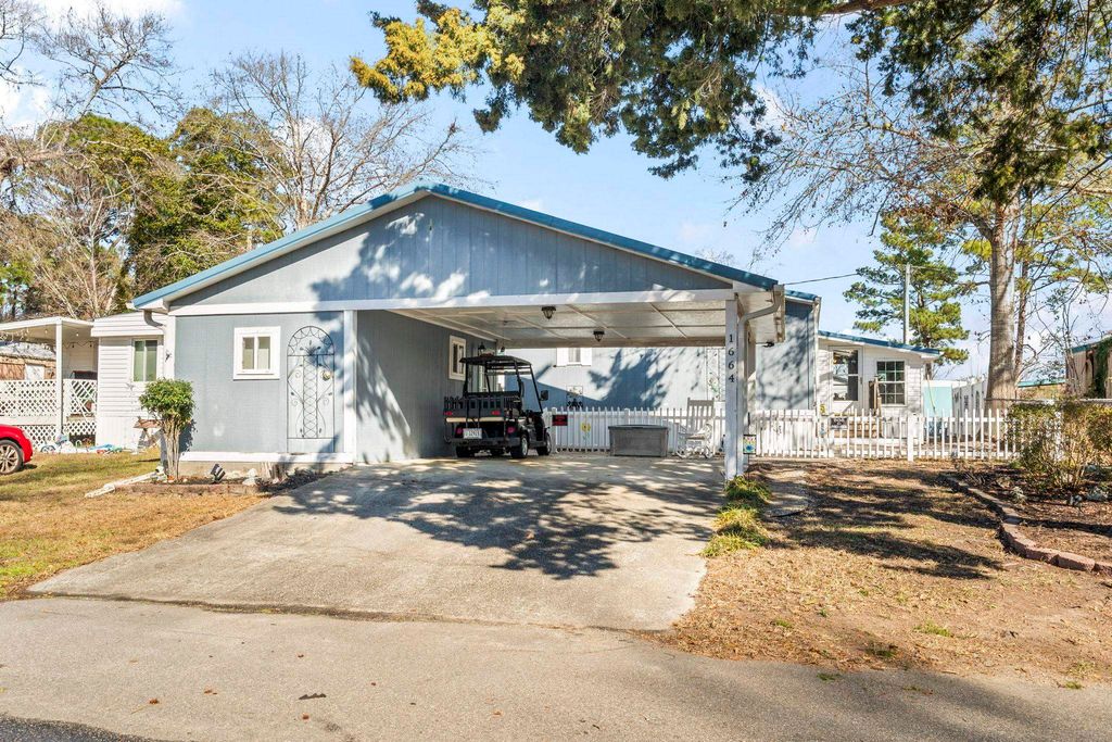 1664 Cygnus Dr., Myrtle Beach, SC 29575