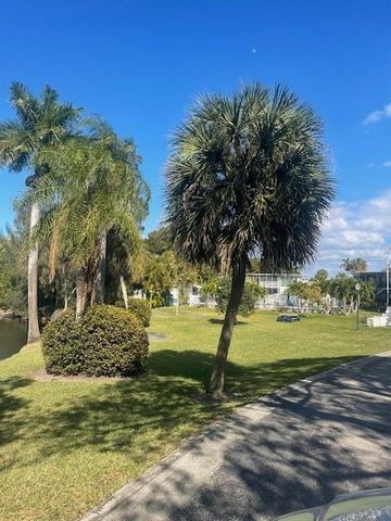 1005 SE 15th Street 5D, Fort Lauderdale, FL 33316