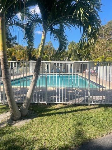 1005 SE 15th Street 5D, Fort Lauderdale, FL 33316