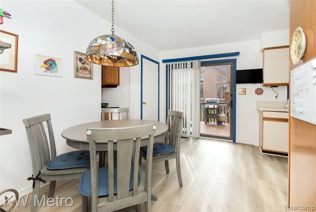 6129 Westbrooke Drive, West Bloomfield, MI 48322