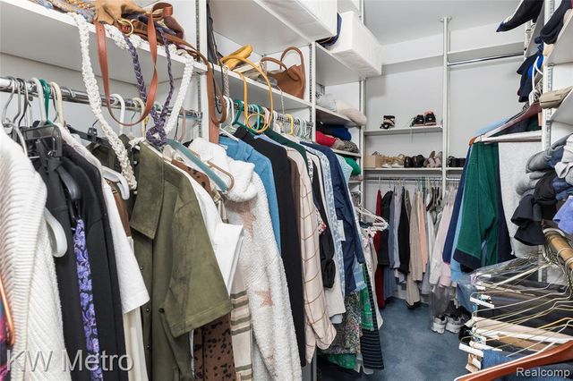 6129 Westbrooke Drive, West Bloomfield, MI 48322