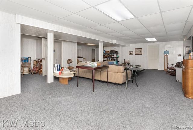 6129 Westbrooke Drive, West Bloomfield, MI 48322