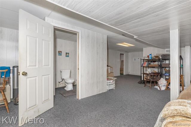 6129 Westbrooke Drive, West Bloomfield, MI 48322