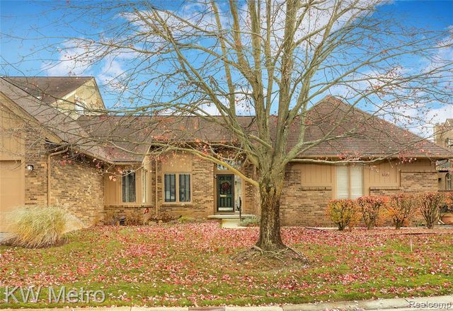 6129 Westbrooke Drive, West Bloomfield, MI 48322