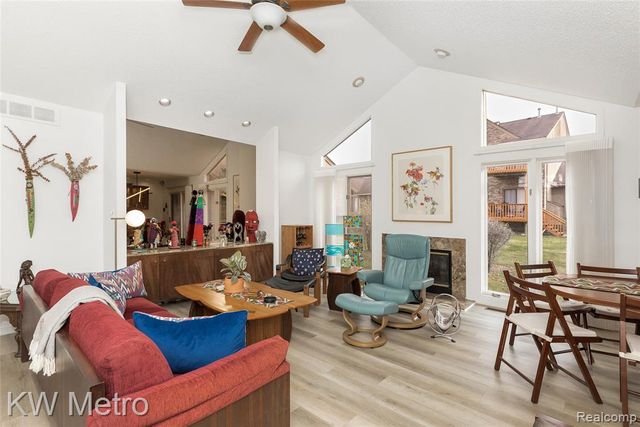 6129 Westbrooke Drive, West Bloomfield, MI 48322