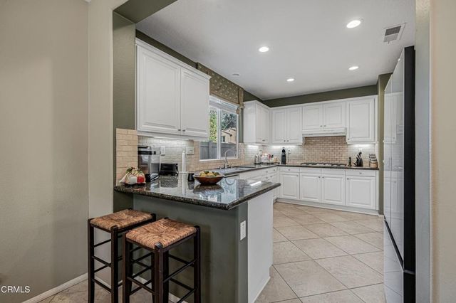 631 Clearwater Creek Drive, Thousand Oaks, CA 91320
