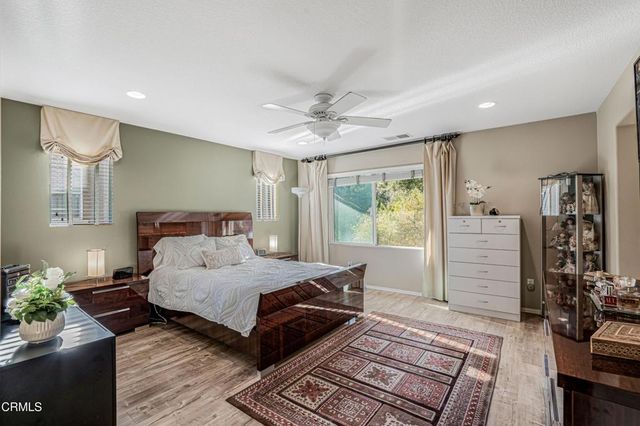 631 Clearwater Creek Drive, Thousand Oaks, CA 91320