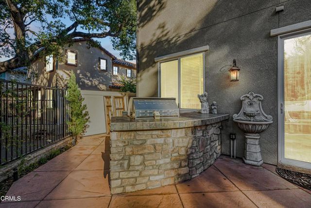 631 Clearwater Creek Drive, Thousand Oaks, CA 91320