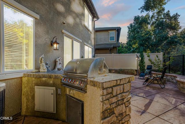 631 Clearwater Creek Drive, Thousand Oaks, CA 91320