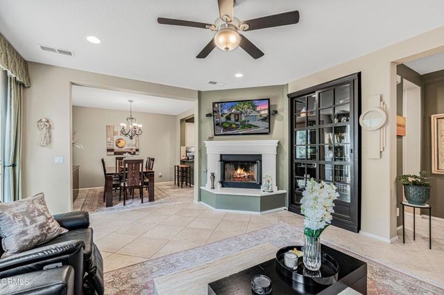 631 Clearwater Creek Drive, Thousand Oaks, CA 91320