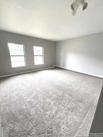 4070 Sunrise Pass, San Antonio, TX 78244
