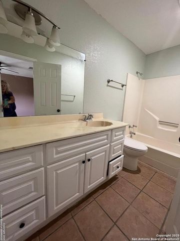 4070 Sunrise Pass, San Antonio, TX 78244