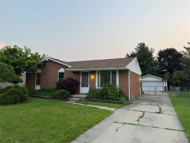 42113 Clayton Street, Clinton Township, MI 48038