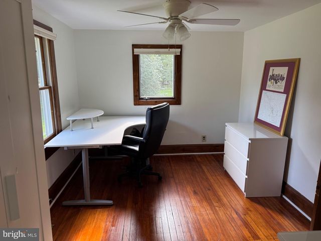 308 W PAGES LN, Moorestown, NJ 08057