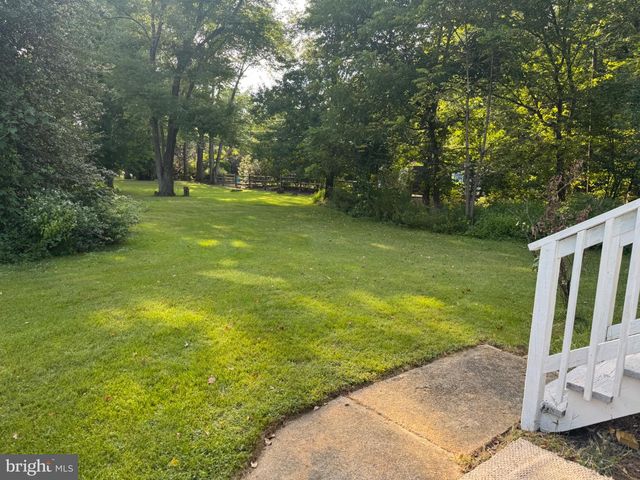 308 W PAGES LN, Moorestown, NJ 08057