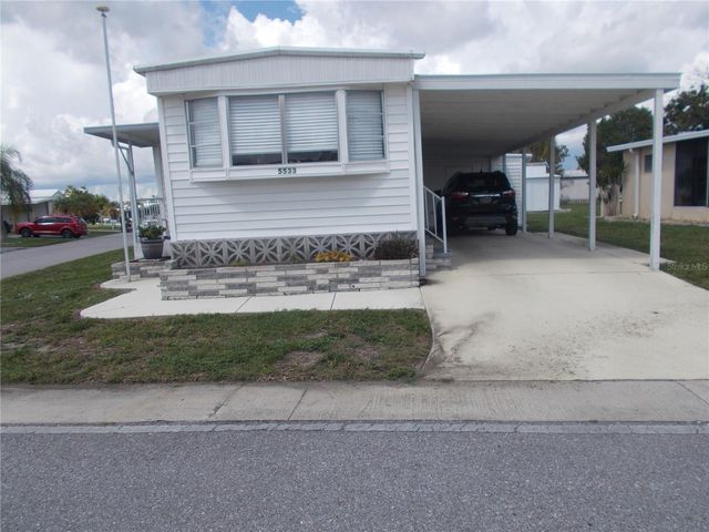 5533 HOLIDAY PARK BOULEVARD, North Port, FL 34287