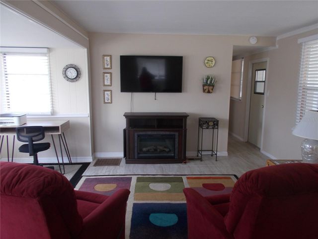 5533 HOLIDAY PARK BOULEVARD, North Port, FL 34287