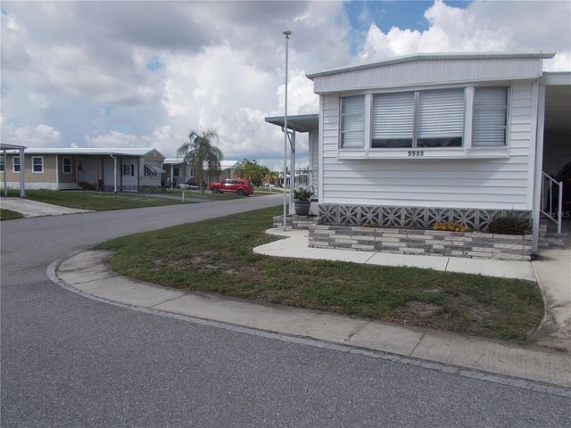 5533 HOLIDAY PARK BOULEVARD, North Port, FL 34287