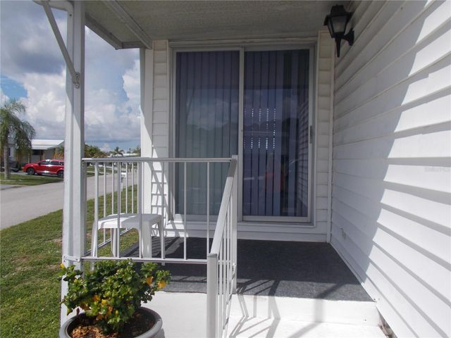 5533 HOLIDAY PARK BOULEVARD, North Port, FL 34287