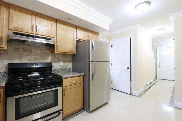 6 Guild St 6, Boston, MA 02119
