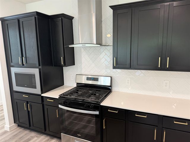 3225 Creston Gate Drive, Houston, TX 77047