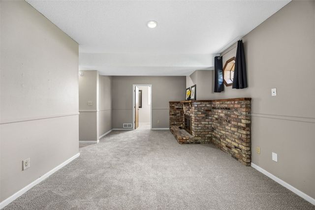 131 Penfro Drive, Iowa City, IA 52246