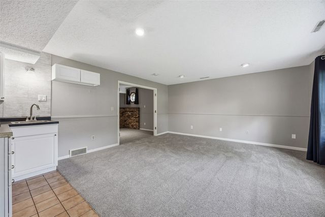 131 Penfro Drive, Iowa City, IA 52246