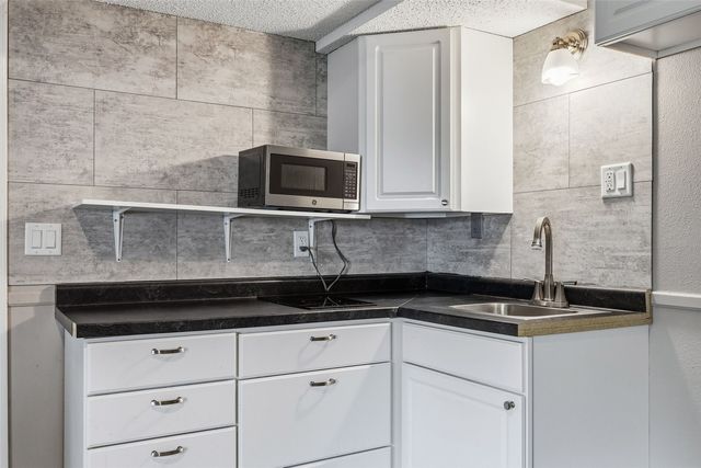 131 Penfro Drive, Iowa City, IA 52246