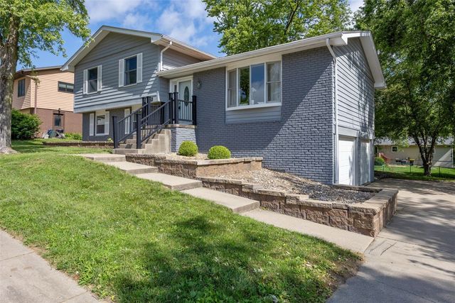 131 Penfro Drive, Iowa City, IA 52246
