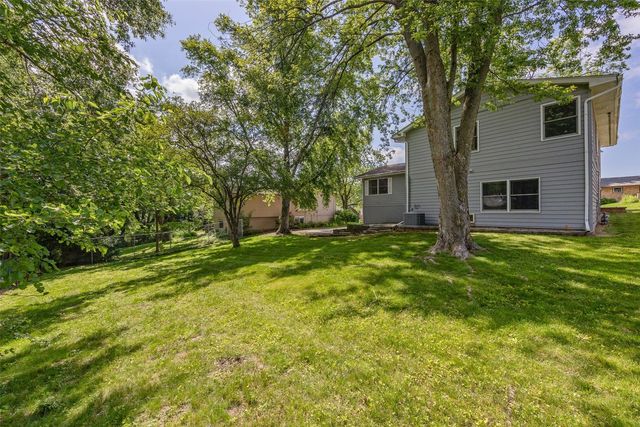 131 Penfro Drive, Iowa City, IA 52246