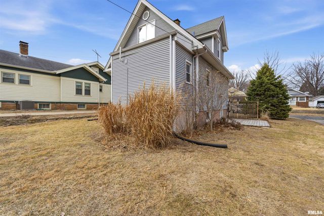 1126 W GILBERT Avenue, Peoria, IL 61604