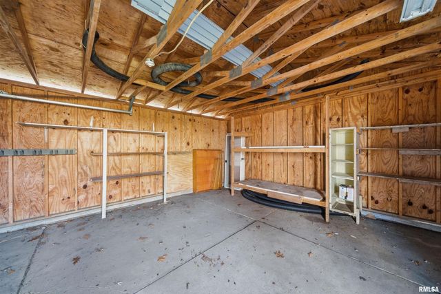 1126 W GILBERT Avenue, Peoria, IL 61604