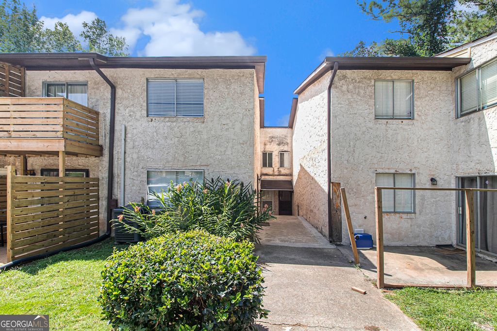 3782 Kensingwood Trace, Decatur, GA 30032