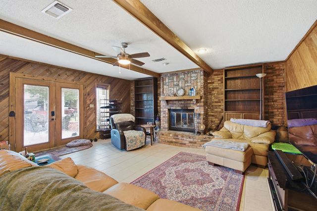 4574 N State Highway 121, Bonham, TX 75418