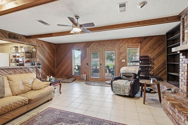 4574 N State Highway 121, Bonham, TX 75418