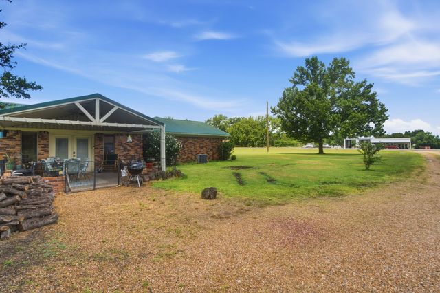 4574 N State Highway 121, Bonham, TX 75418