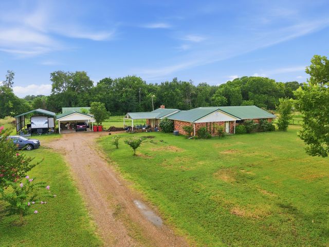 4574 N State Highway 121, Bonham, TX 75418