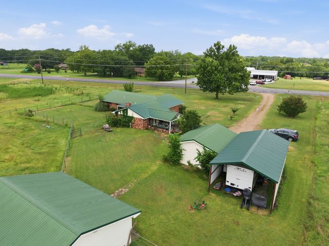 4574 N State Highway 121, Bonham, TX 75418