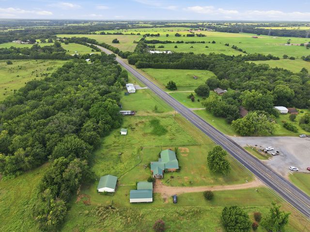 4574 N State Highway 121, Bonham, TX 75418