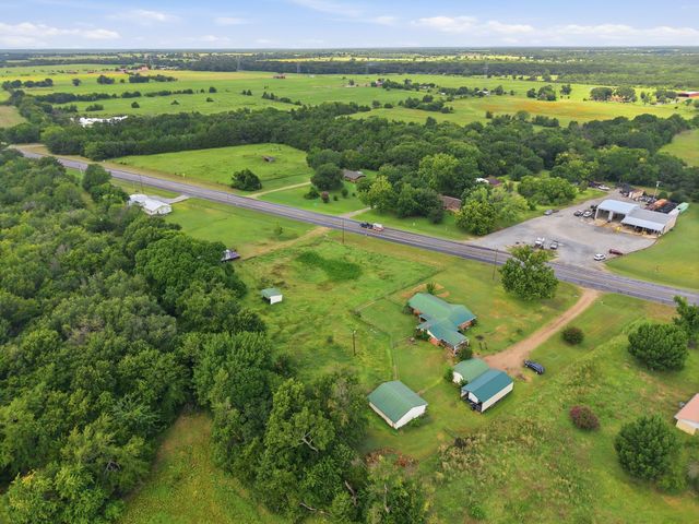 4574 N State Highway 121, Bonham, TX 75418