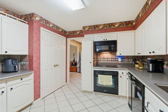 4574 N State Highway 121, Bonham, TX 75418