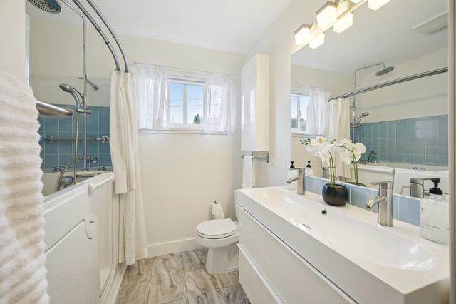 225 E Richmond Ave, Richmond, CA 94801