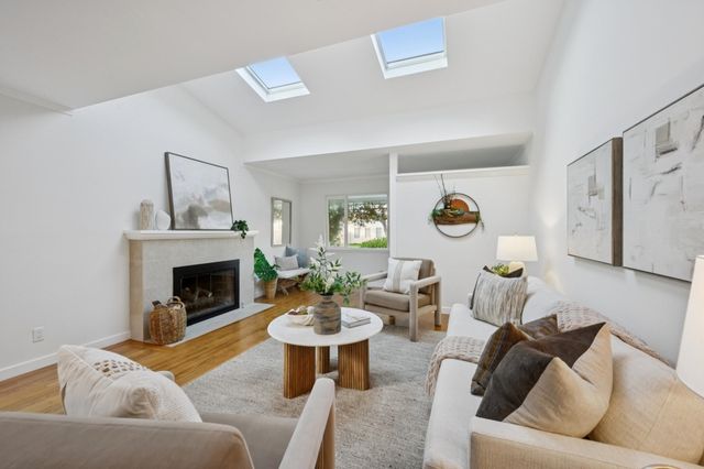 225 E Richmond Ave, Richmond, CA 94801